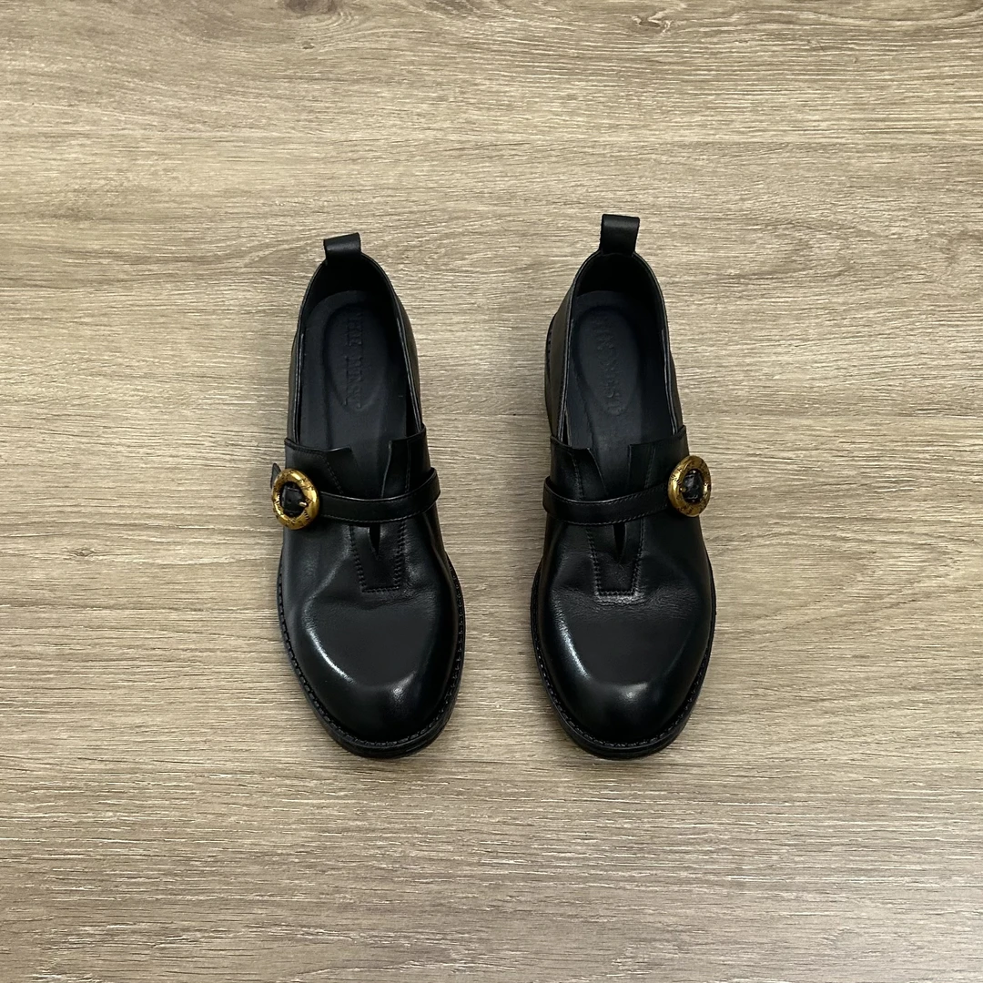 Dannyfrey头层牛皮法式复古金属扣带新款女通勤镂空乐福鞋4.5CM