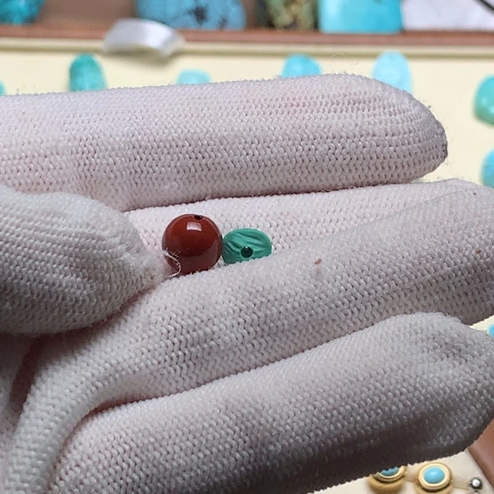 是***呀南红玛瑙未镶嵌珠宝奇石