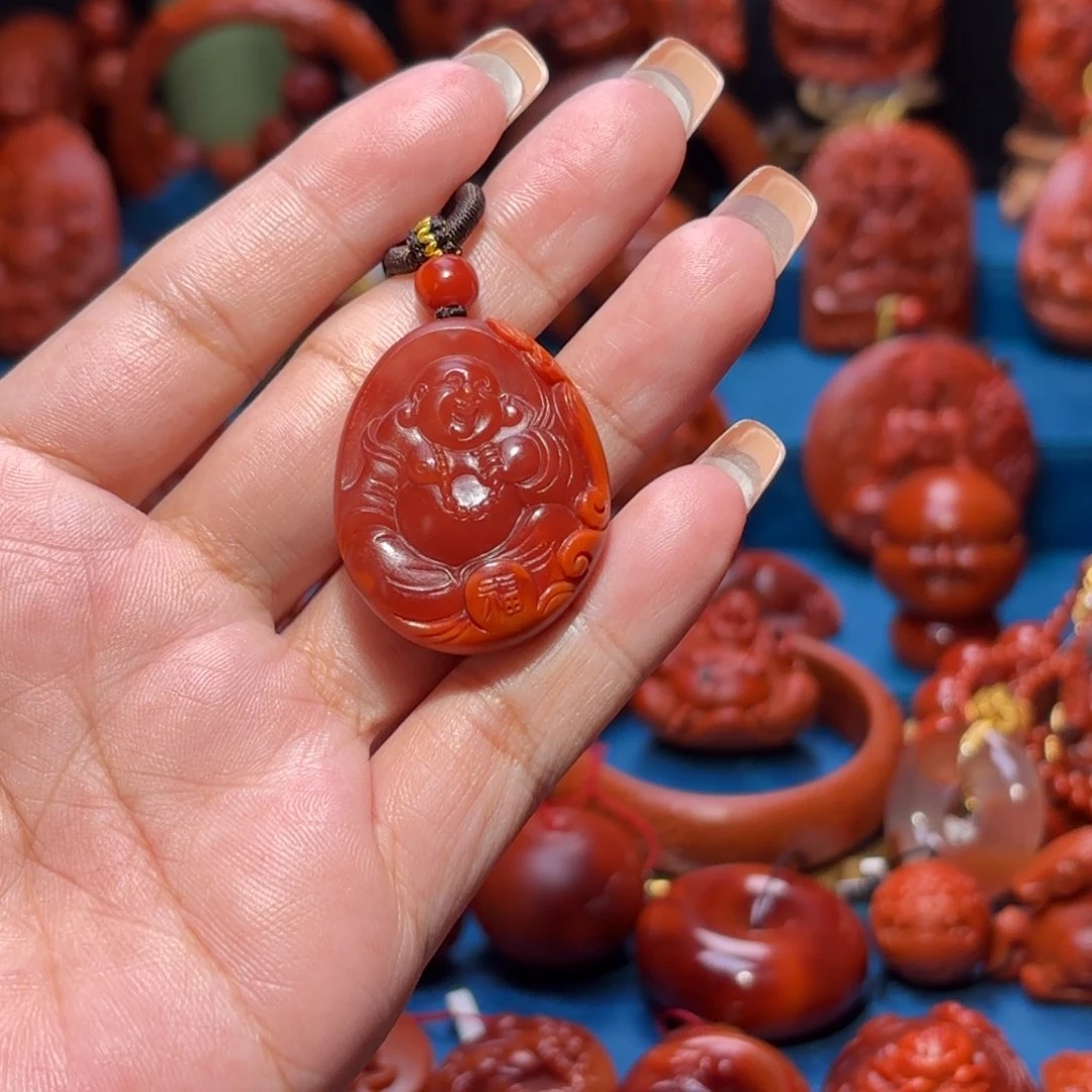 未镶嵌雕刻南红玛瑙