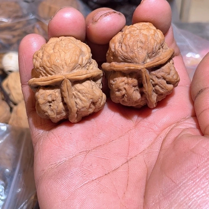 文玩核桃吊坠滇西42