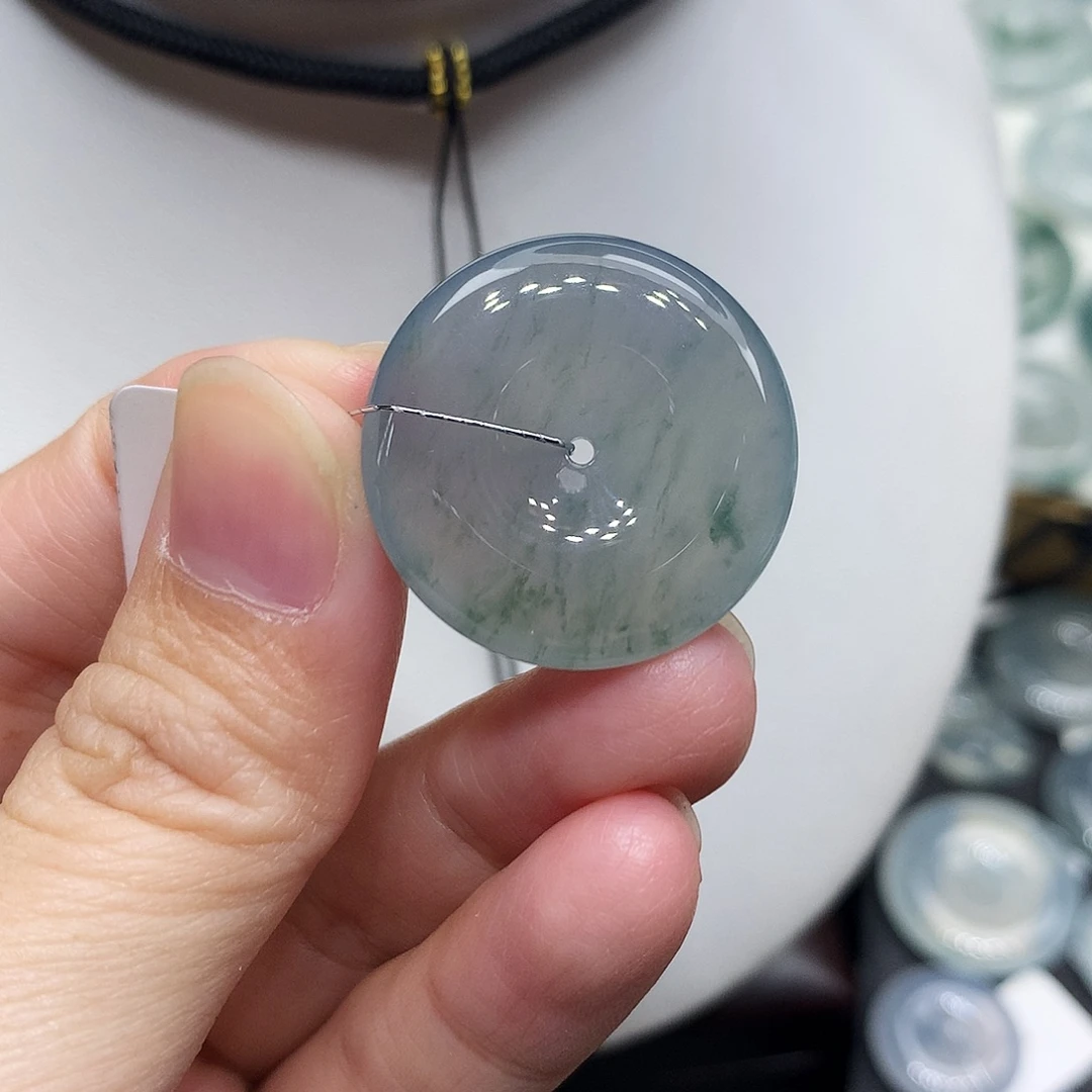 翡翠未镶嵌颈饰编号15，24.7/5.2