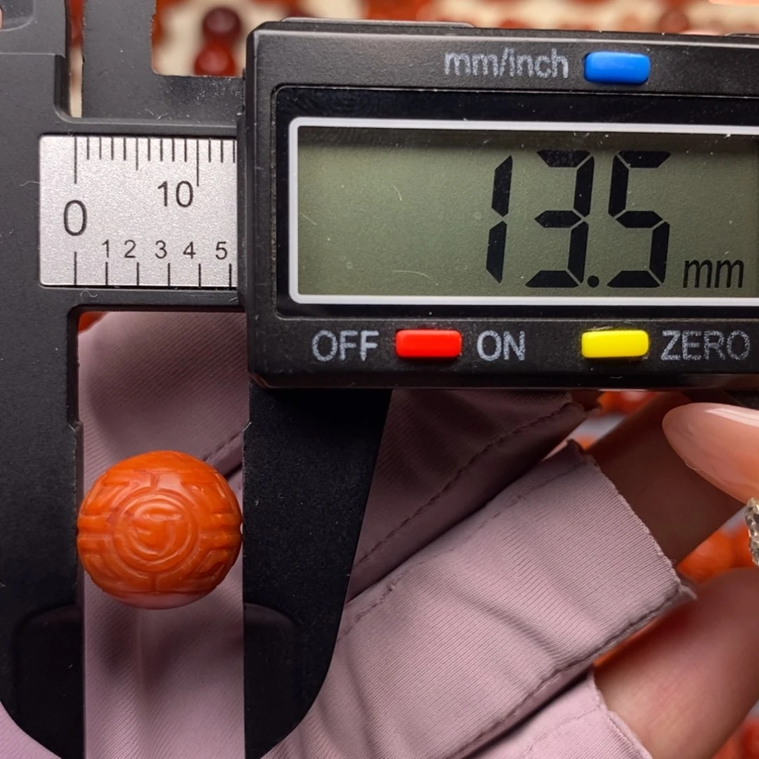 南红玛瑙未镶嵌配饰博古纹圆珠