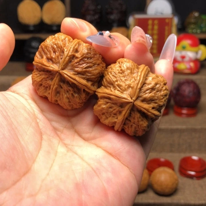 橄榄核吊坠19小盘石四棱36尺