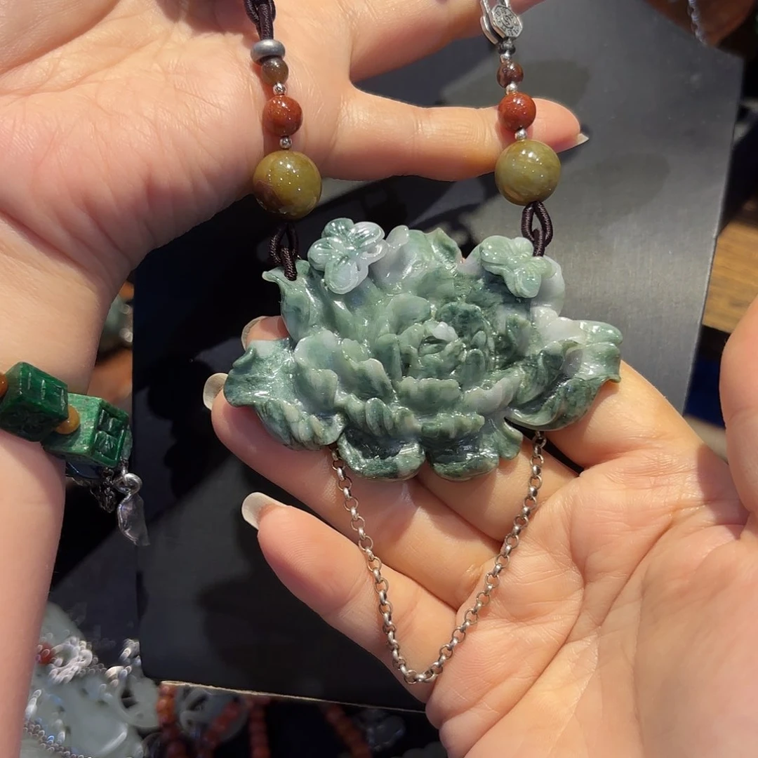 翡翠未镶嵌颈饰原创