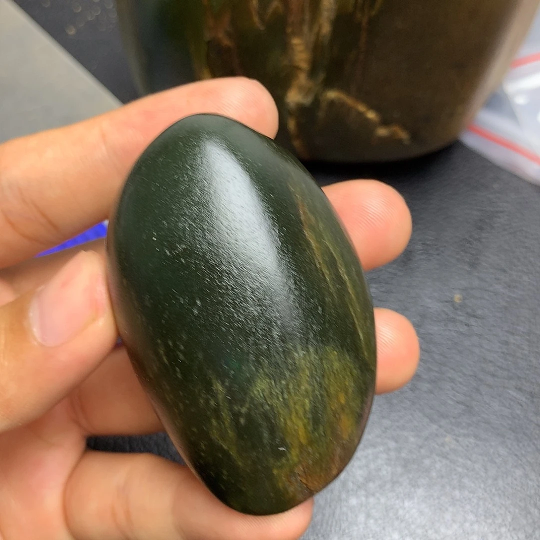 霸***汉未镶嵌和田玉挂件