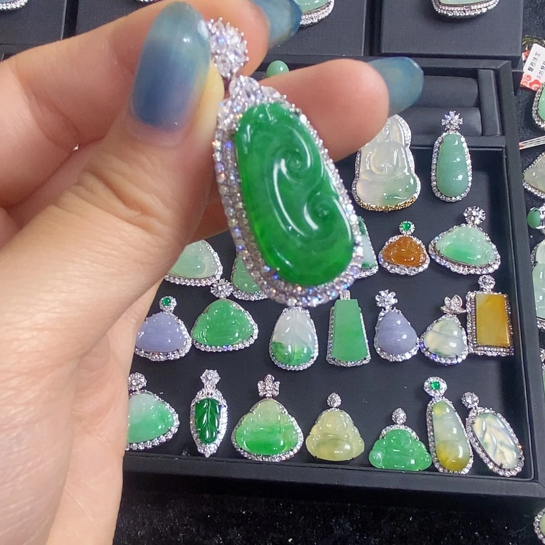 翡翠银S925镶嵌颈饰天然翡翠
