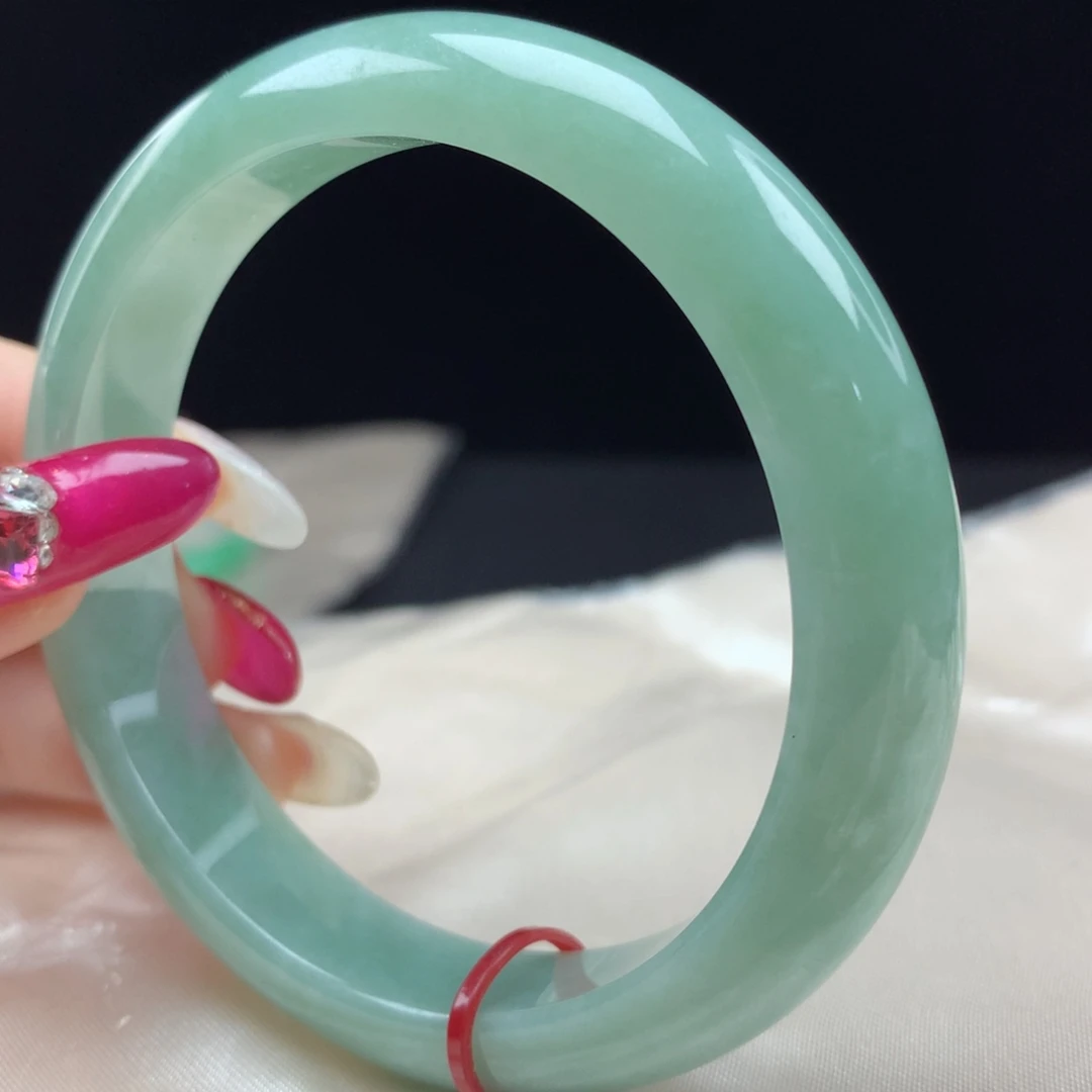 未镶嵌手镯翡翠85088，