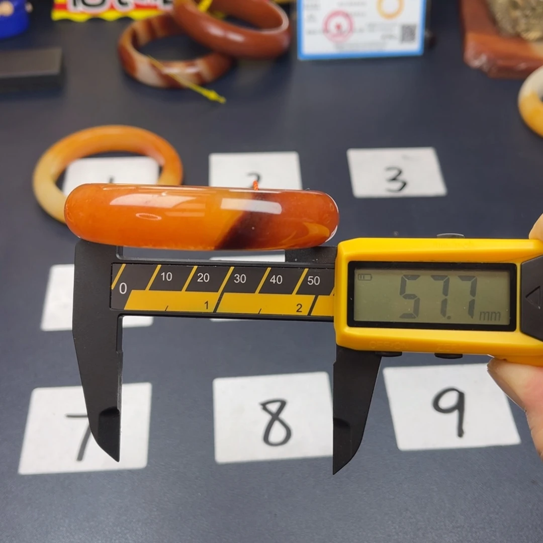 合金石英质玉（黄龙玉）手镯51号57.7圈