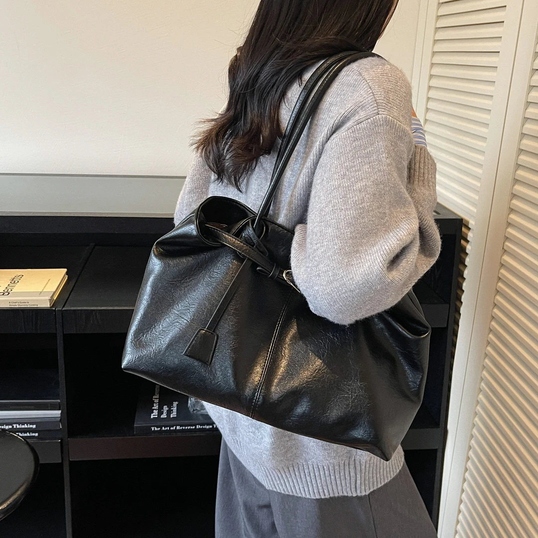 秋冬日常单肩托特包大容量简约大气风格韩系单肩包通勤纯色高质量