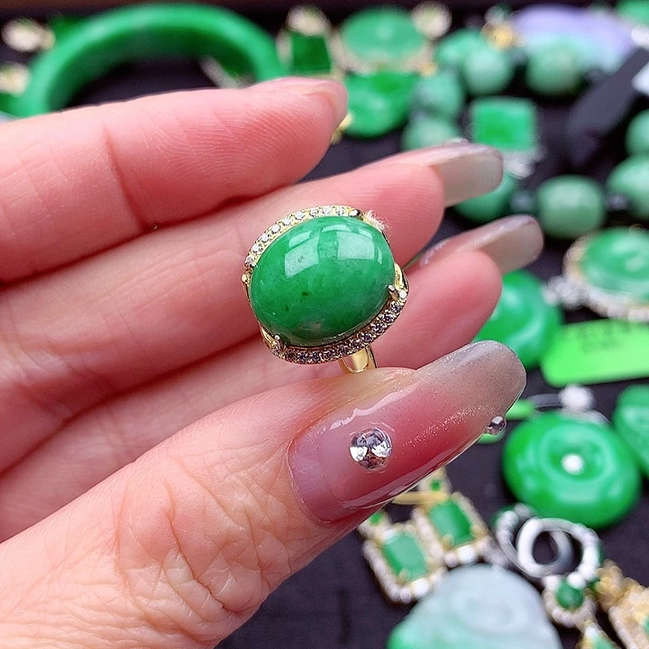 翡翠颈饰银S925镶嵌翡翠