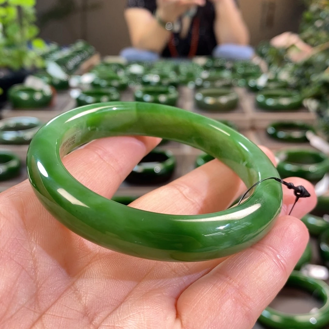 和田玉（碧玉）手镯未镶嵌