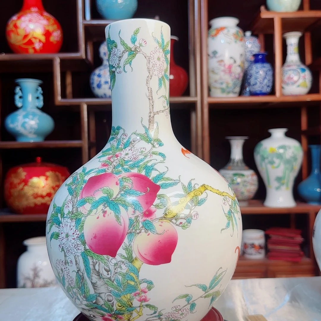 瓶高度33厘米肚径22厘米