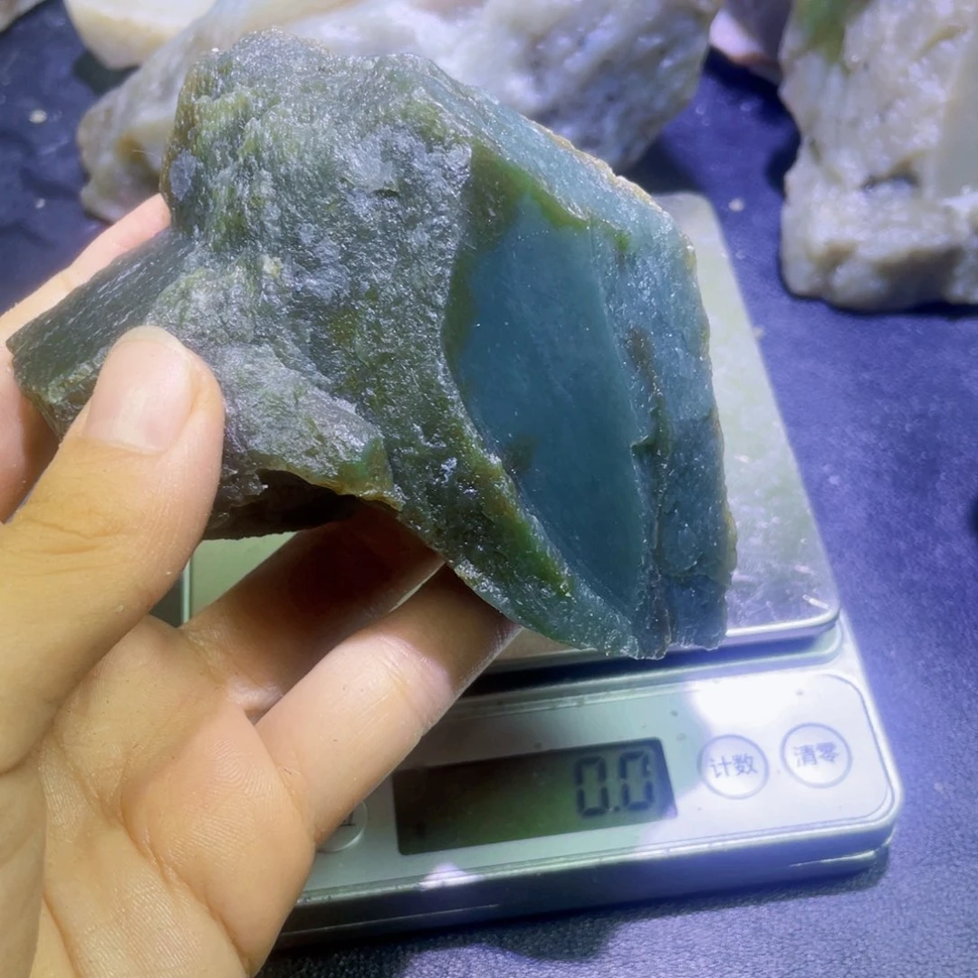 未镶嵌和田玉珠宝半成品