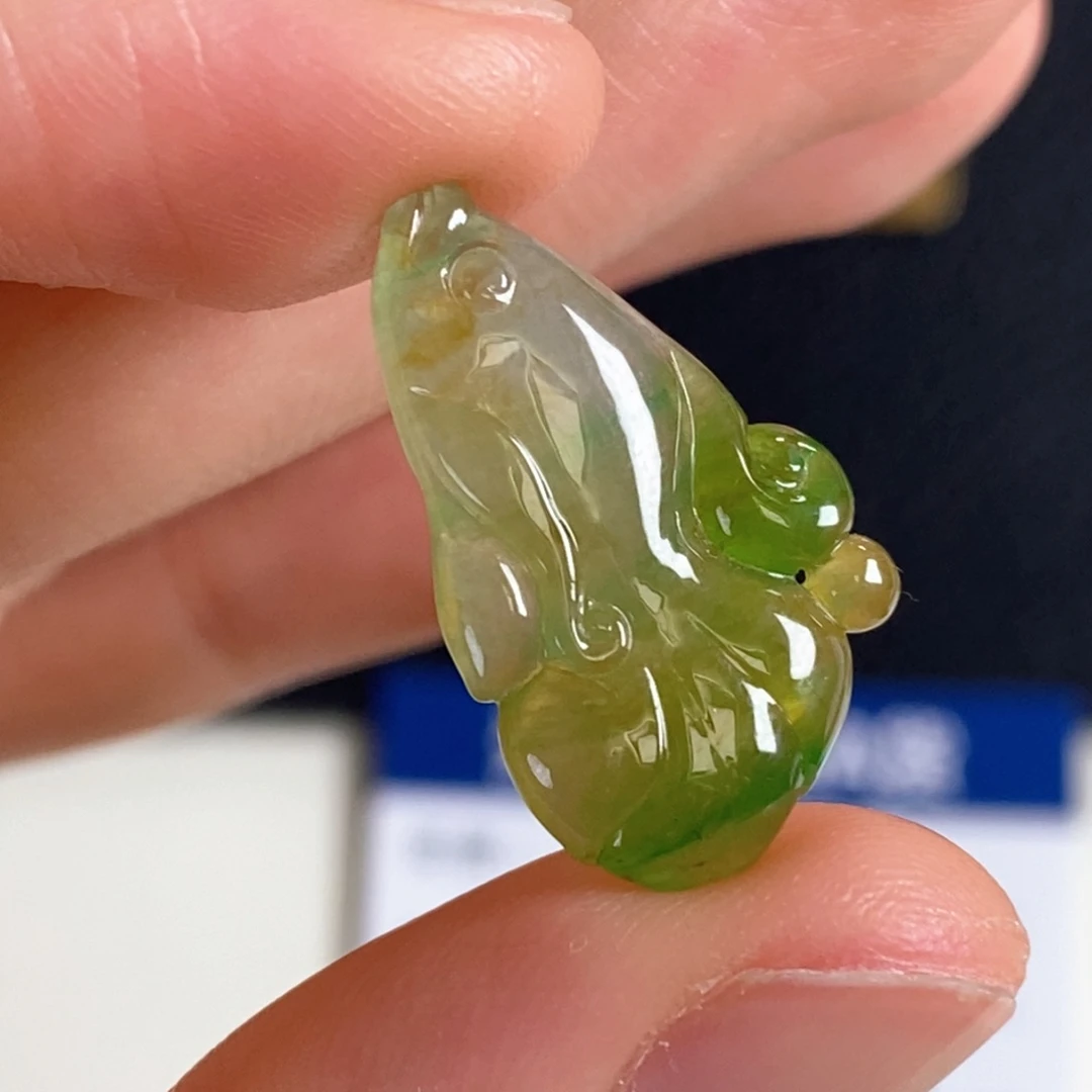翡翠未镶嵌颈饰缅甸翡翠