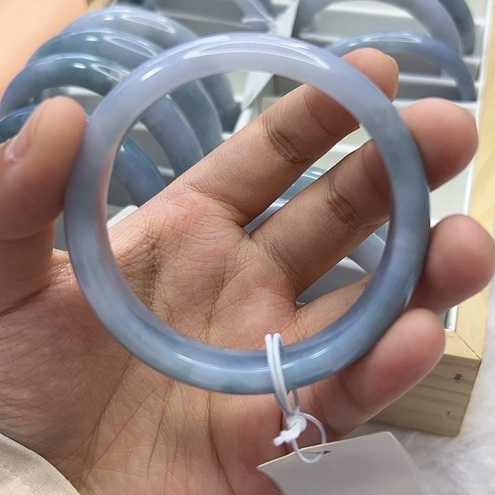 翡翠手镯未镶嵌111111111111