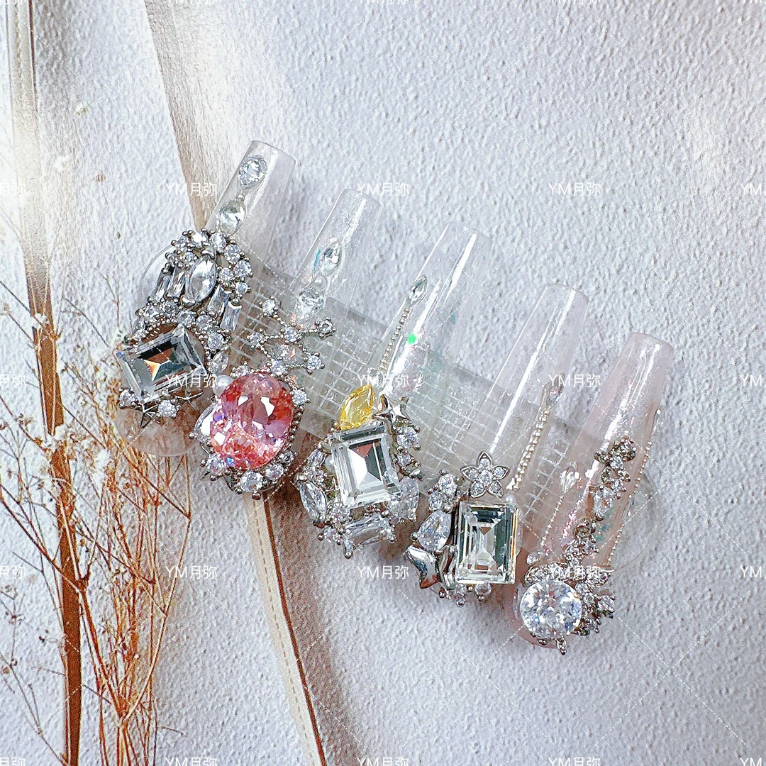 D80-100月弥锆石美甲饰品雪花锆石钻超闪美甲钻穿戴甲钻指甲钻