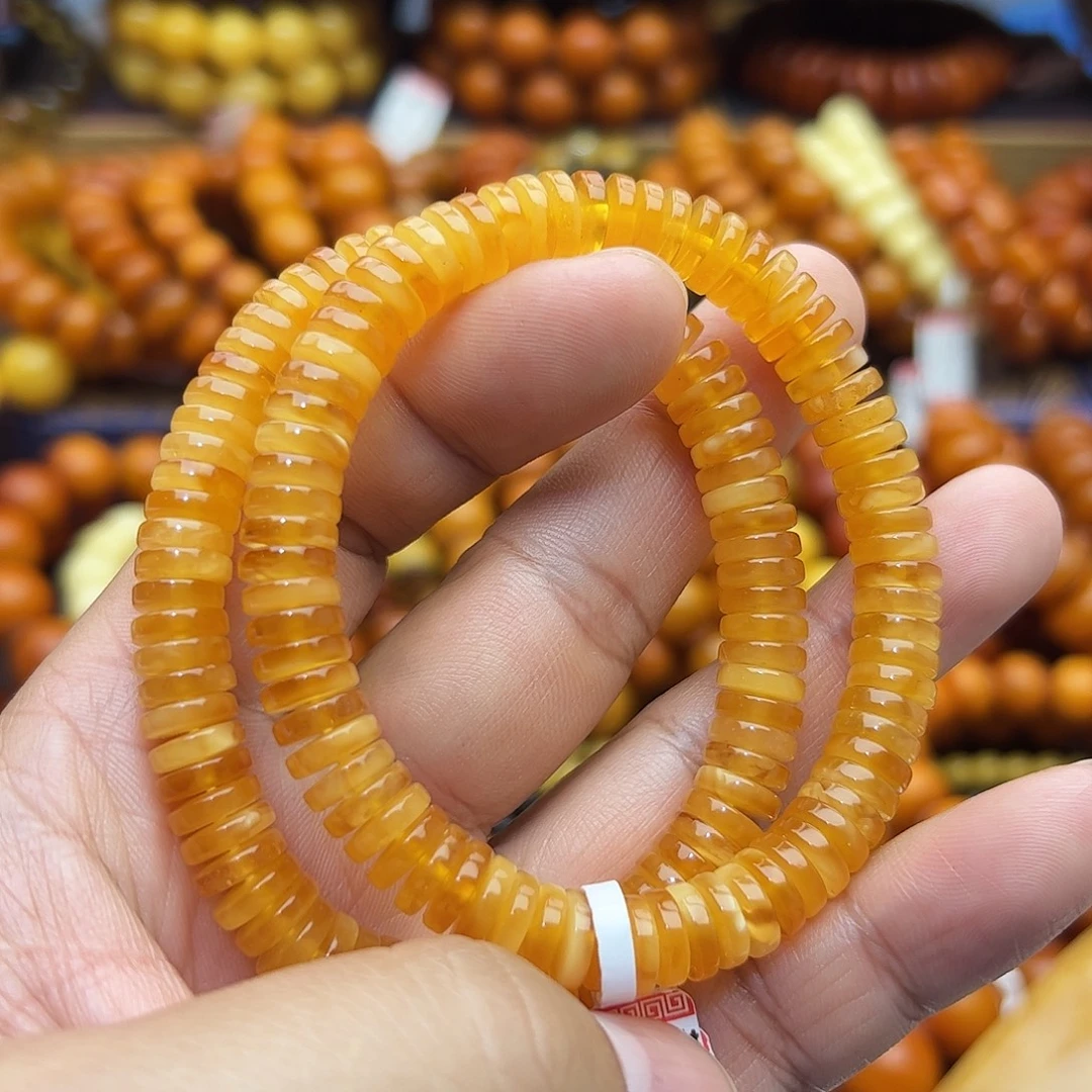 琥珀未镶嵌珠宝奇石多样性发其一