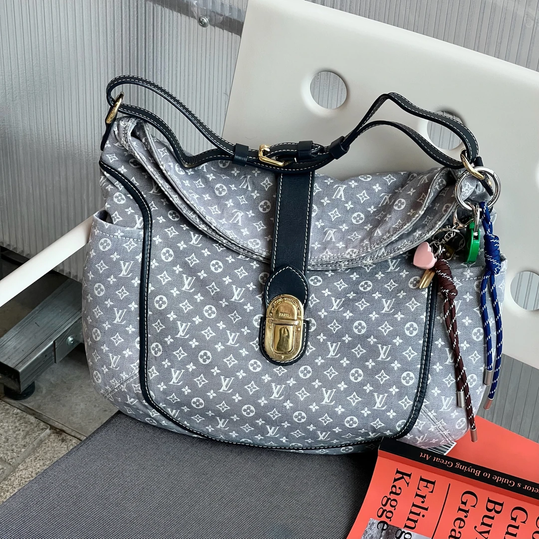 95新 LouisVuitton/路易威登 觅时/老花丹宁盾牌扣单肩/118692