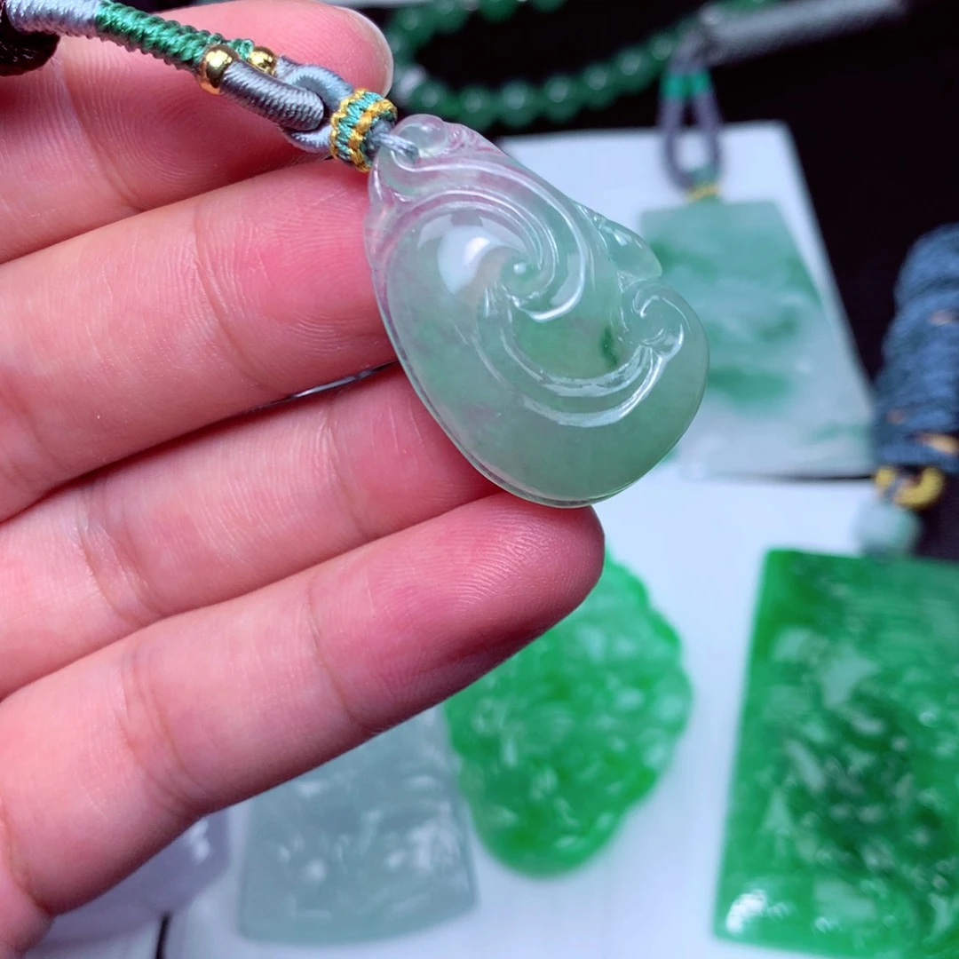 颈饰未镶嵌翡翠天然A货翡翠