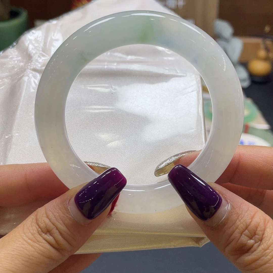 翡翠未镶嵌手镯31 号链接