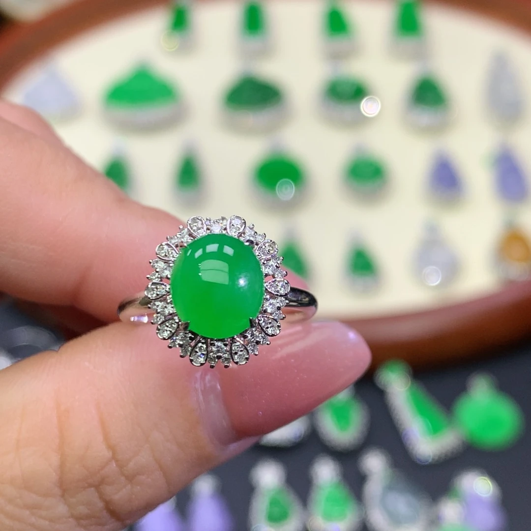 翡翠18K金镶嵌吊坠(不含链)