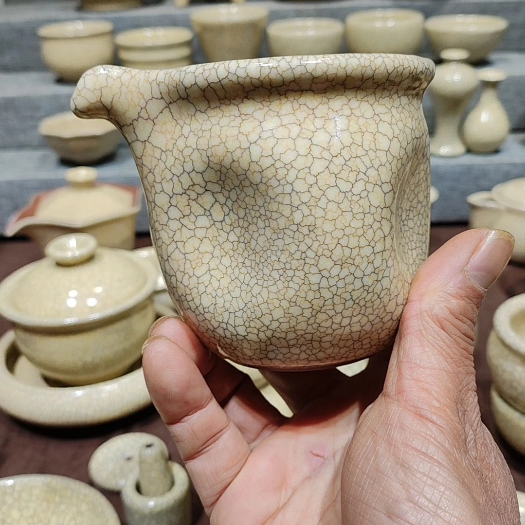 铁***龚东华老师梅花墨纹作品