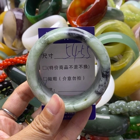 未镶嵌蛇纹石玉手镯