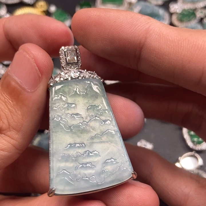 翡翠未镶嵌吊坠(不含链)