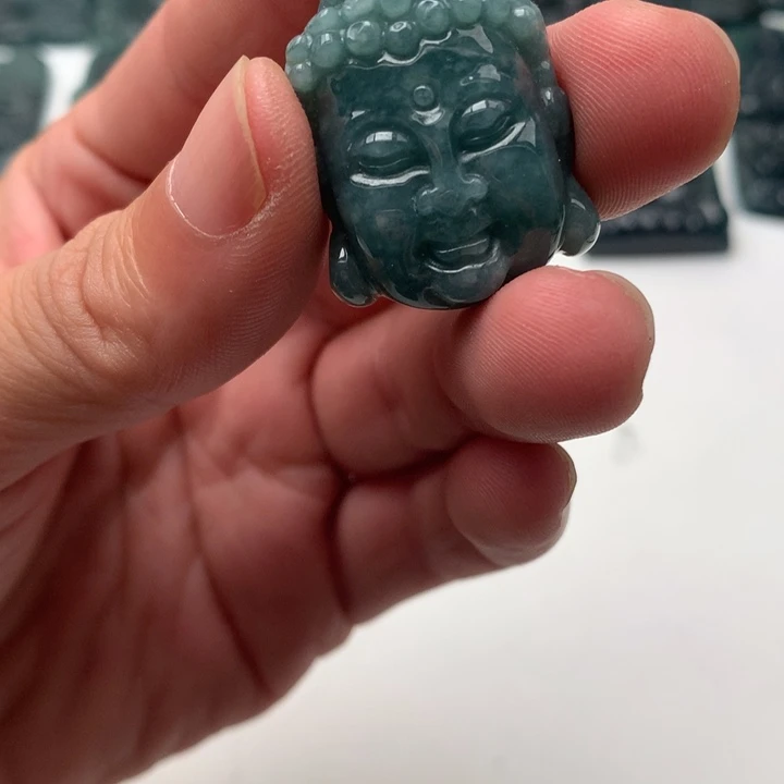 翡翠未镶嵌颈饰1111111111