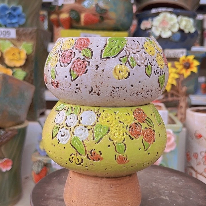 紫砂花盆陶瓷制品