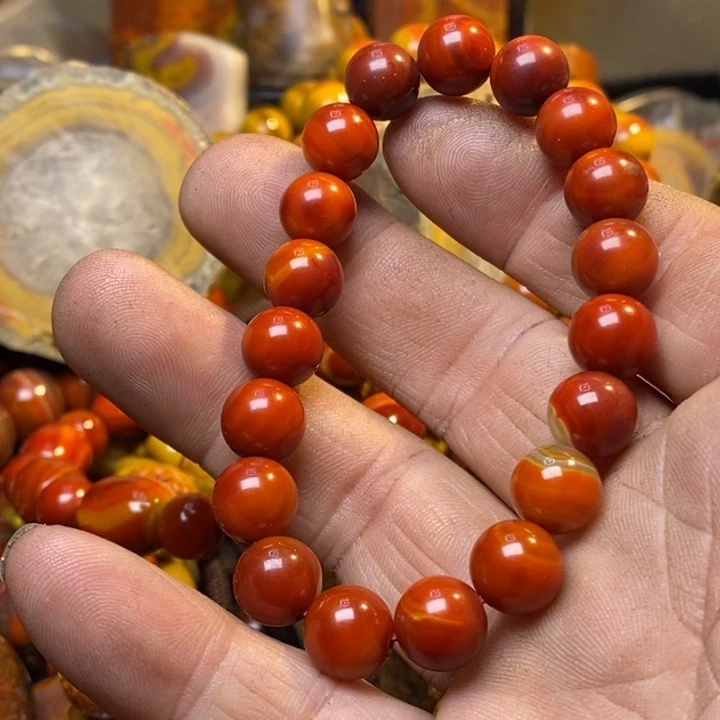 合金手链玛瑙/玉髓小****事