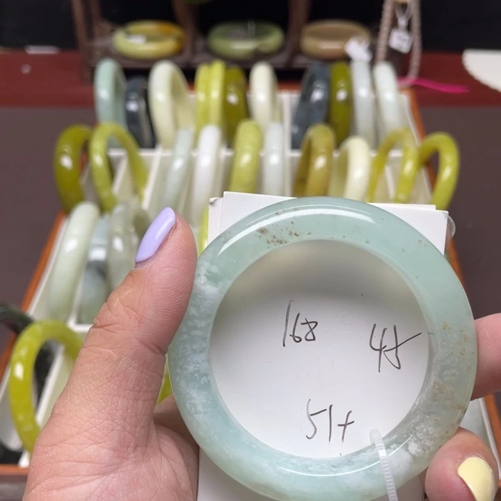 蛇纹石玉未镶嵌手镯吃***心