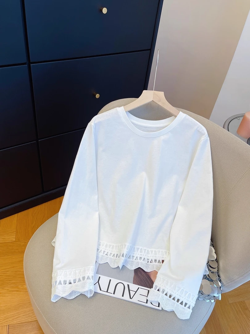 高级感白色镂空拼接花边长袖T恤女2025早秋减龄宽松显瘦套头小衫