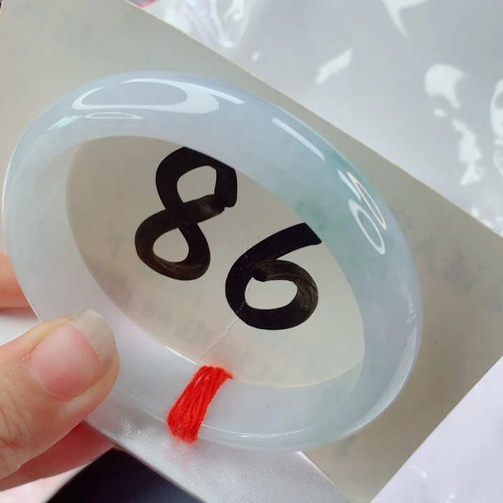 翡翠未镶嵌手镯（贵妃镯）福利镯