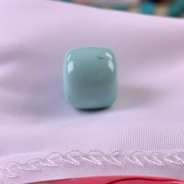 绿松石未镶嵌珠宝奇石15.5x13.5mm