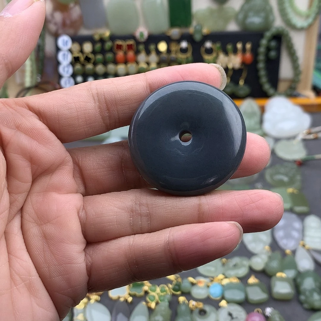 和田玉未镶嵌吊坠(不含链)