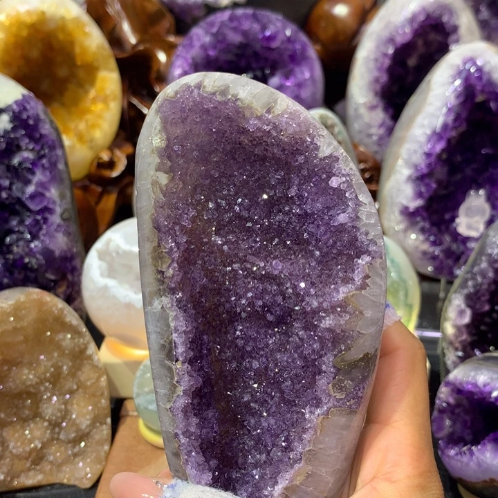 水晶大型摆件（非配饰）未镶嵌