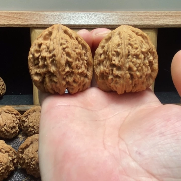 文玩核桃吊坠南疆42/40/42