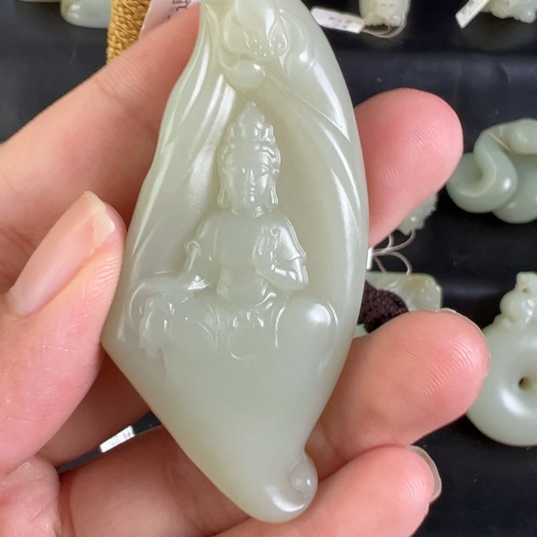 颈饰未镶嵌和田玉