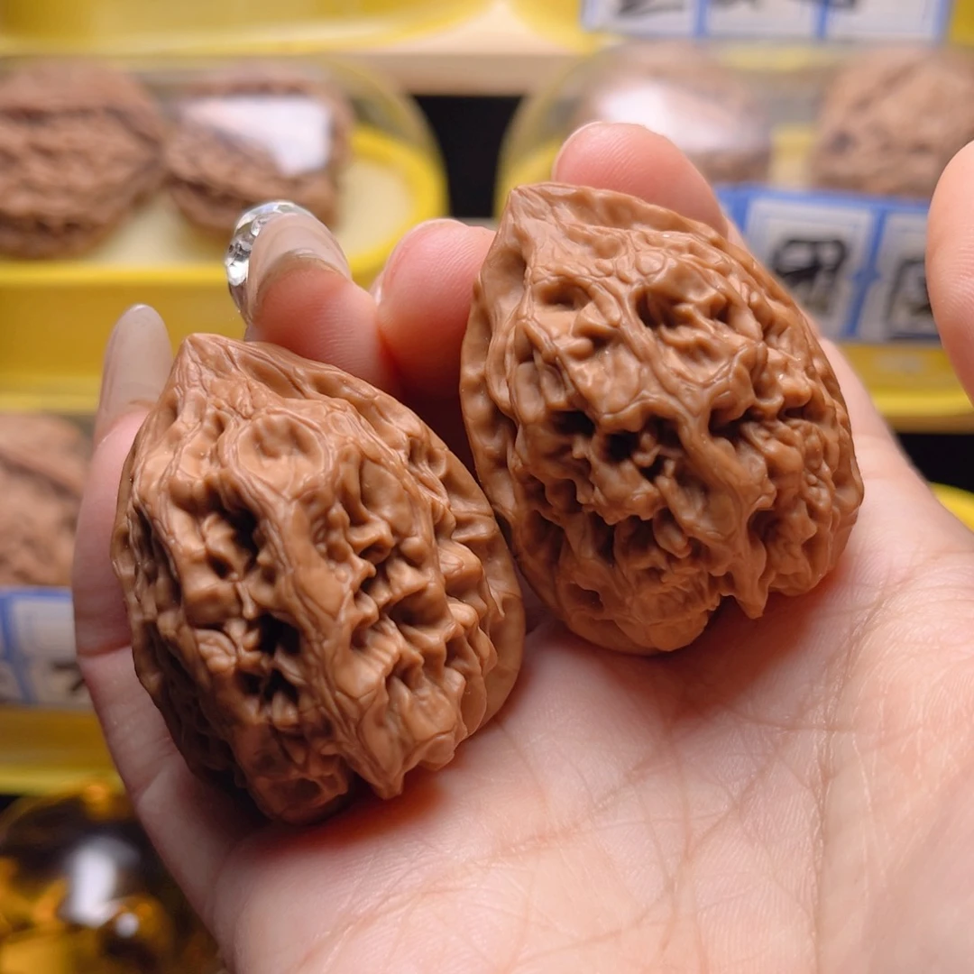 文玩核桃把件火苗