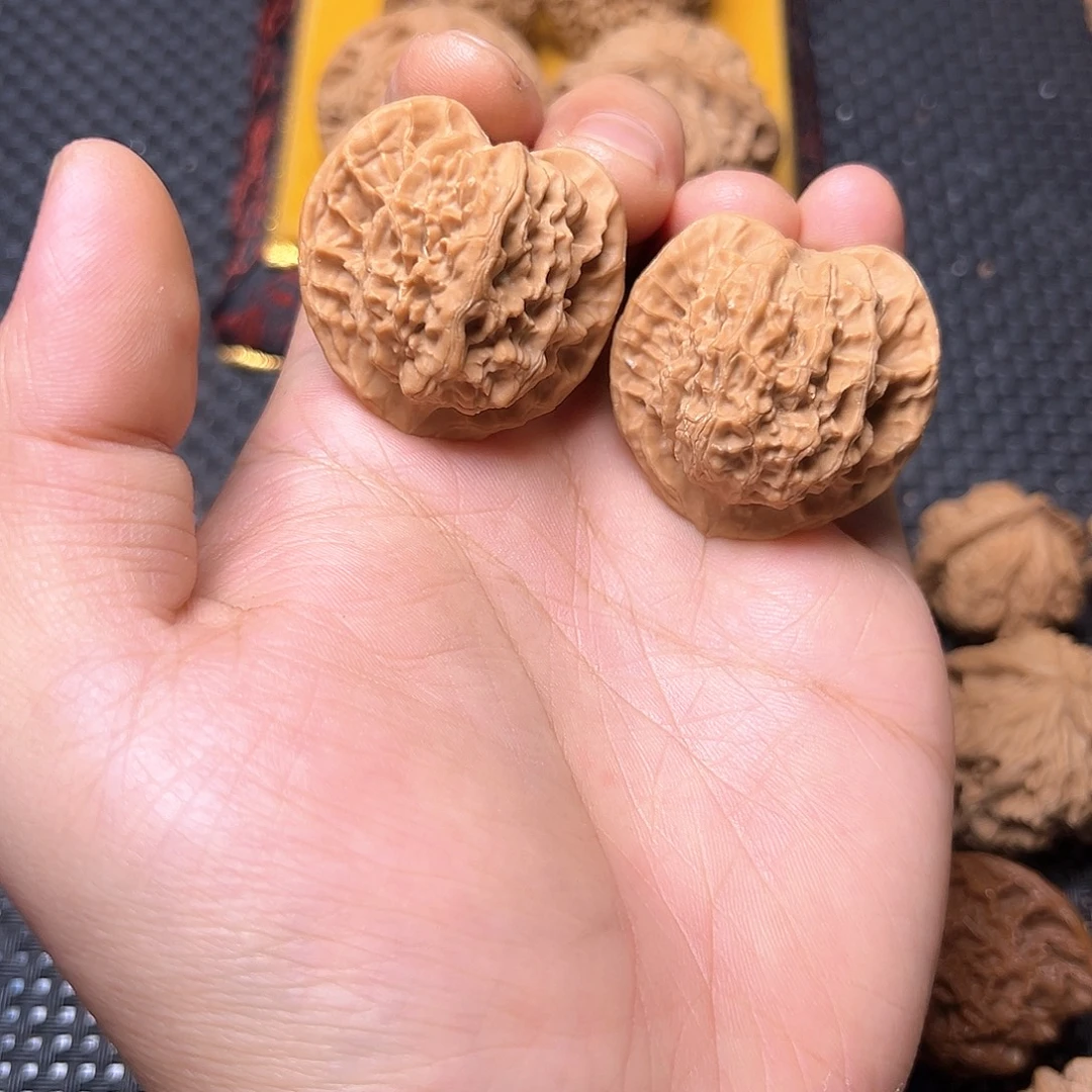吊坠文玩核桃爱心公子帽