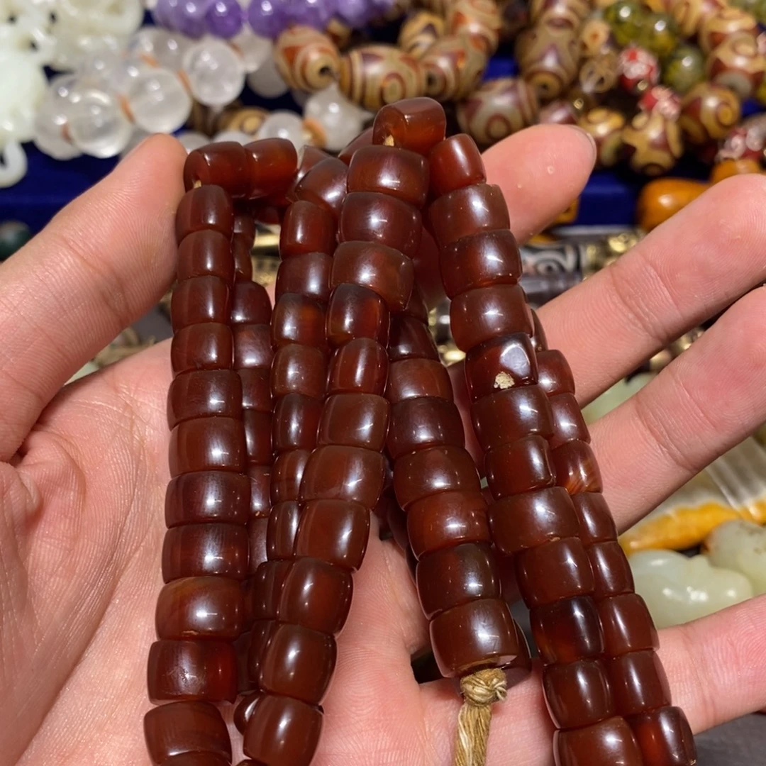 恵***化玛瑙/玉髓未镶嵌颈饰