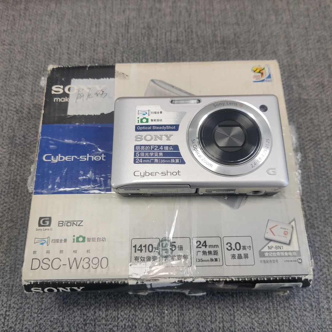 95新 Sony/索尼 DSC-W390 相机 索尼G镜头 学生平价 屏幕压伤