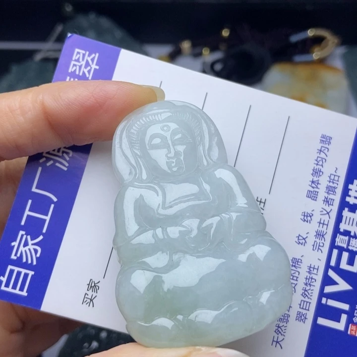 翡翠摆件未镶嵌翡翠