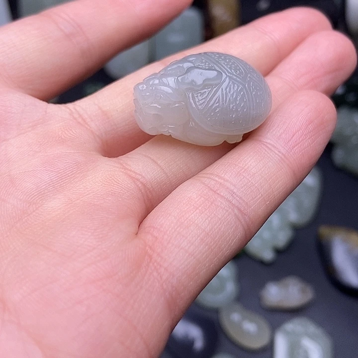 未镶嵌和田玉挂件