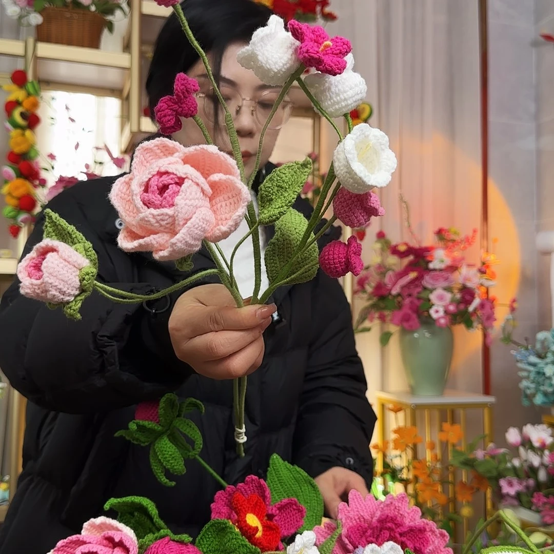 手工钩织设计花束