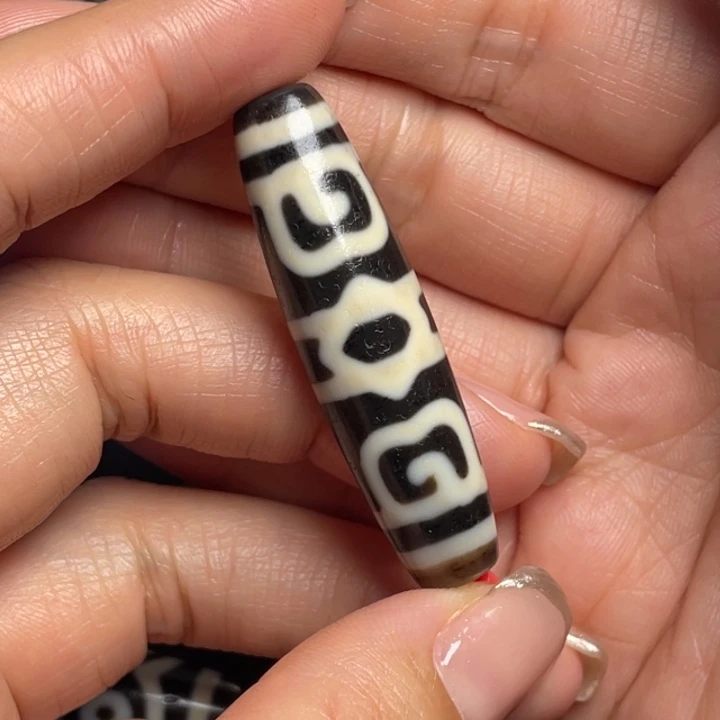 陌***彧玛瑙/玉髓未镶嵌颈饰