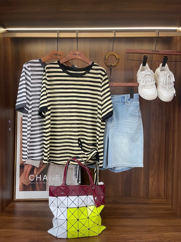 圆领百搭条纹不规则短袖65525