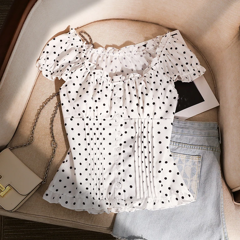 法式波点泡泡袖吊带背心女夏季新款修身显瘦高级感褶皱外穿上衣