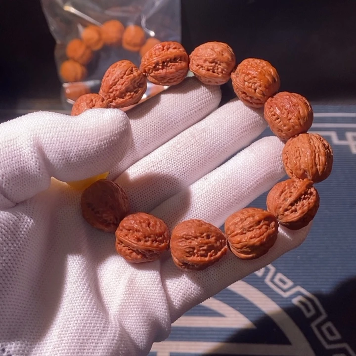 文玩核桃手串……7